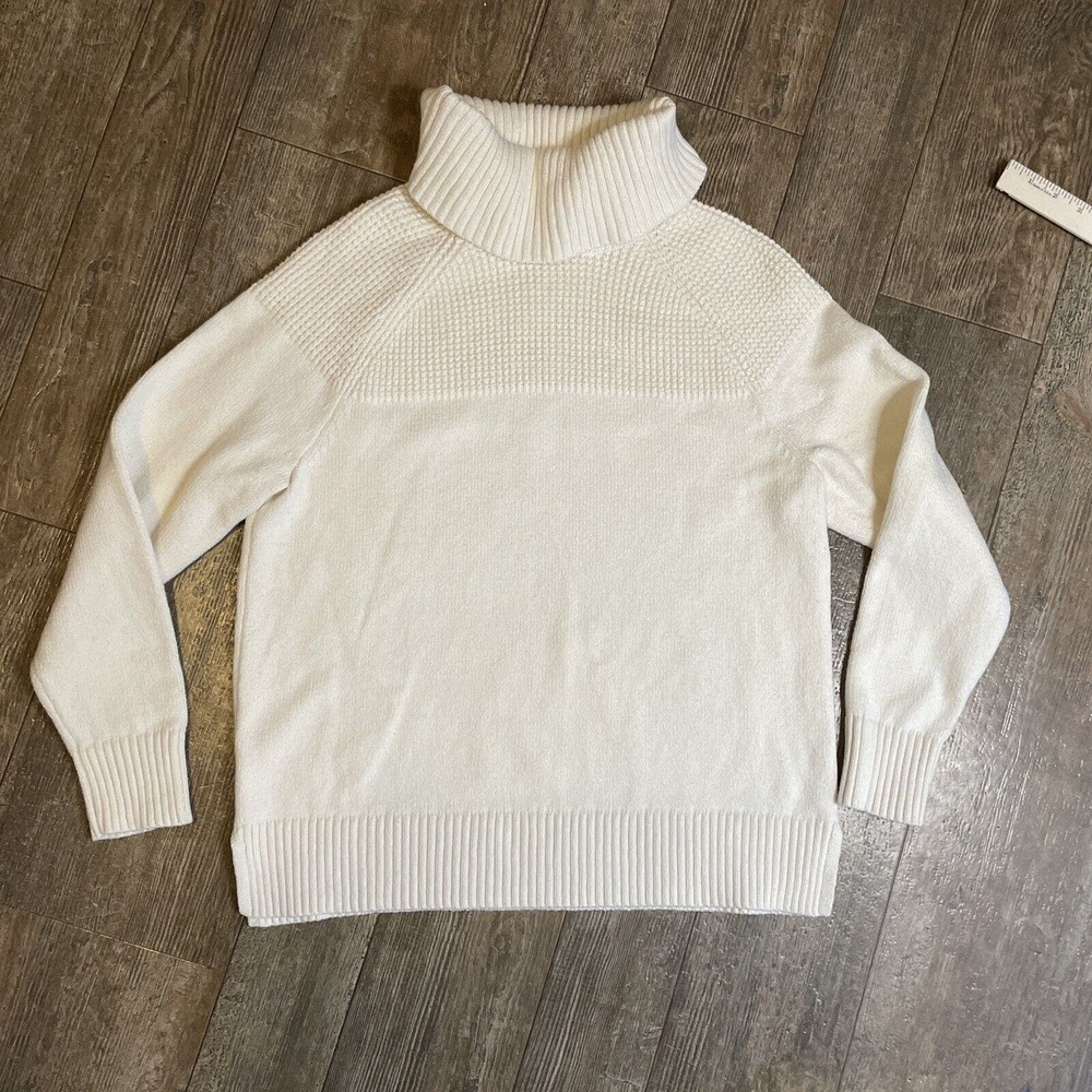 L.L. Bean All-Day Waffle Sweater Turtleneck Womens Medium Petite Cream